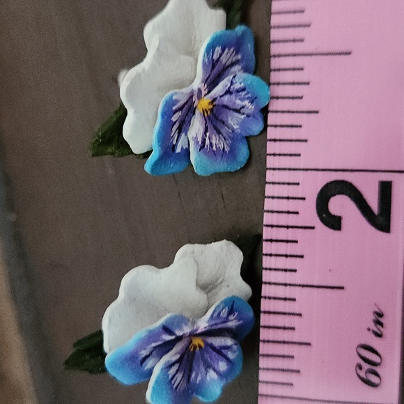 Hand Painted Leather Pansy Flower Earrings. - Picture 5 of 6